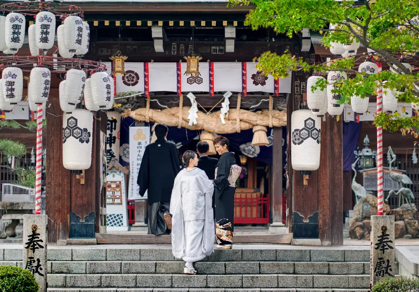 博多の「灯明殿ウェディング」宮前迎賓館の挙式イメージ1